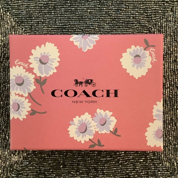 NWT COACH Boxed Snap Wallet With Daisy Print Pink - Picture 5 of 12